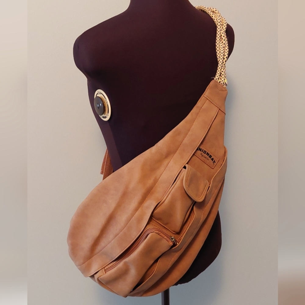 UNIONBAY Vintage 90s Brown Faux Leather Sling Backpack Bag OS